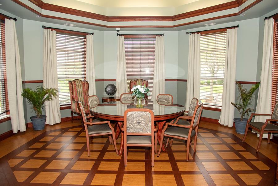 dining room.jpg